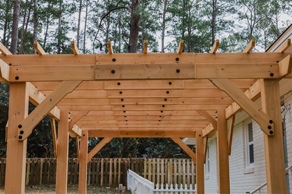 Benefits of Pergolas in Outdoor Living Designs