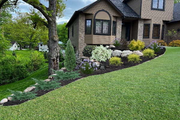 How to Incorporate Sustainable Practices in Landscape Design